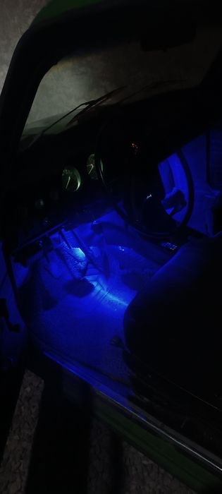 Vaz 2106 sotiladi 18mln