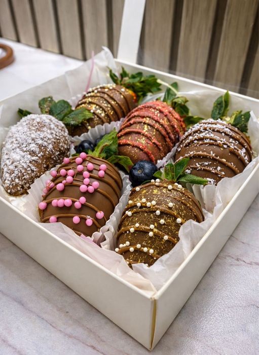 Клубника в шоколаде Уральск