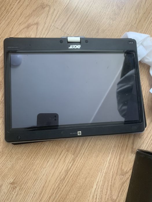 Ноутбук Acer 1825pt