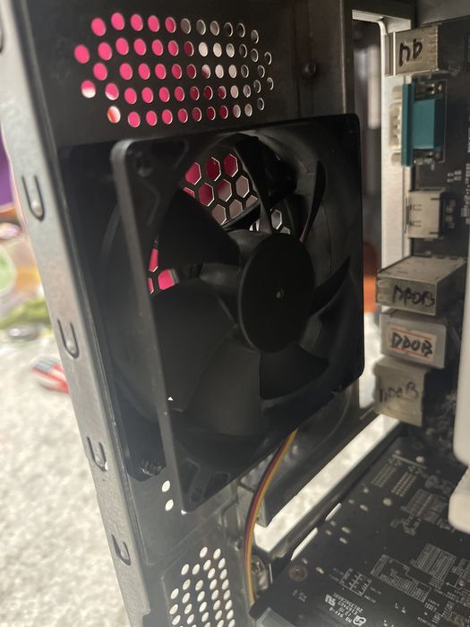 Продам запчасти на компьютер