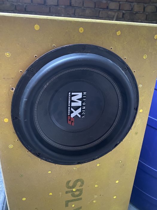 Бас каса Hifonics MXS-12D2