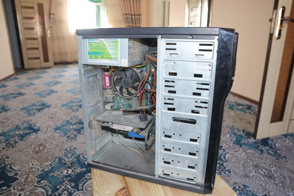 Kampiyuter protsessori (sistemali bloki) sotiladi