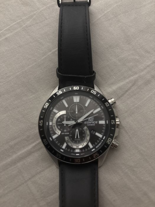 Часовник Casio Edifice
