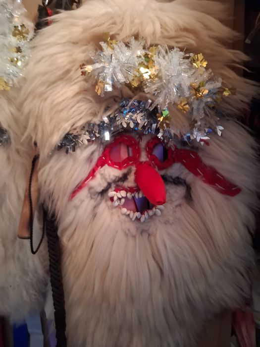 Vand măști obiceiuri de iarna