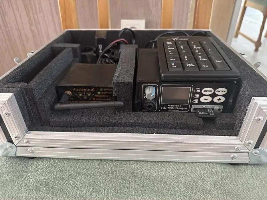 Roland fr7x cu procesor juzisound 1 urgent cel mai bun pret din tara