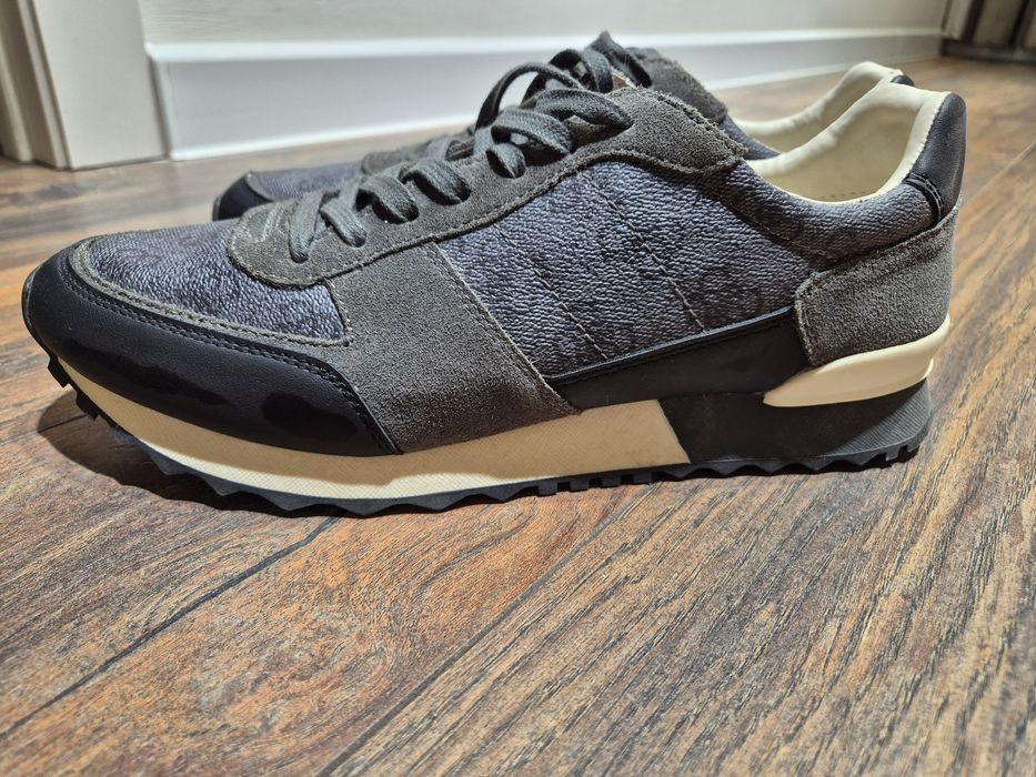 Кроссовки мужские Guess