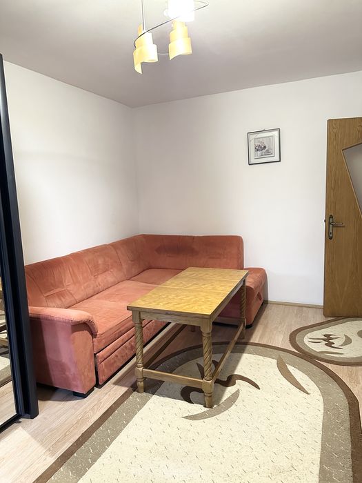 De vanzare apartament 2 camere, etaj 3 zona distrigaz