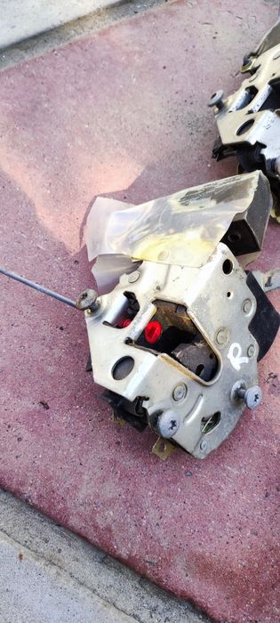 Дверные замки БМВ е34