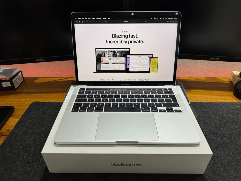 Apple MacBook Pro 13" M1 16GB RAM 512 GB SSD la cutie