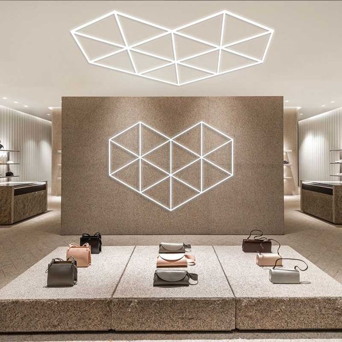 Освещение для тату-салона и бьюти-студии