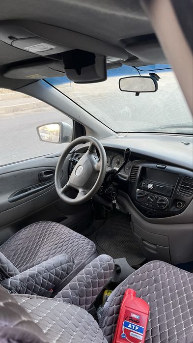 Mazda mpv3  7 места автомат
