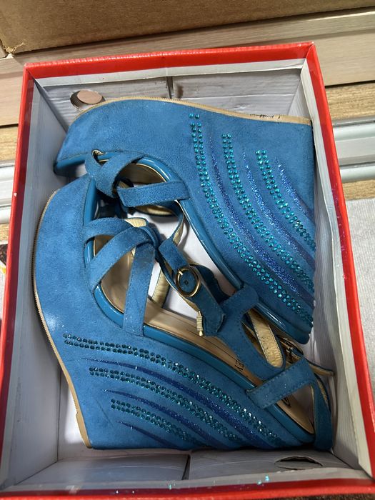 Босоножка 38 размер