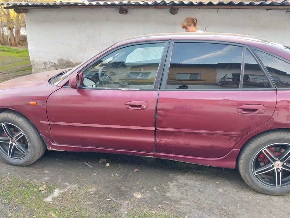 Продам  Mitsubishi galant