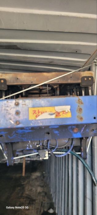 AVTOLIFT SOTILADI 53 metrlik 2012 yil
