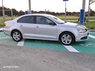 VOLKSWAGEN Jetta 2012 — imagine 5