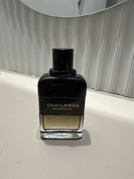 Парфюм Gentleman Givenchy