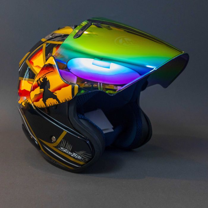 Каска за мотор скутер , чопър и други ( Размер L 59-60 )