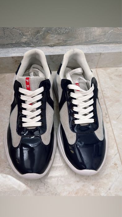 Обувки Prada