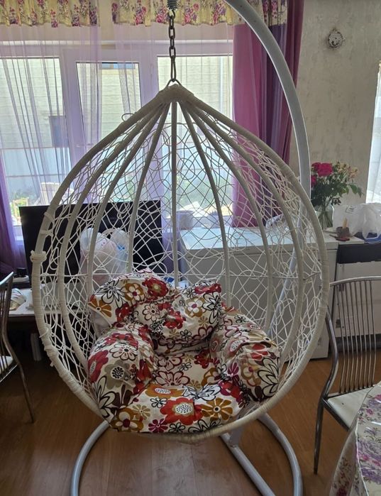 Продам подвесное кресло.