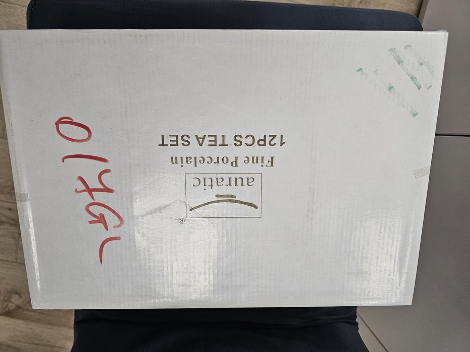 Set ceșcuțe cafea cu farfurii