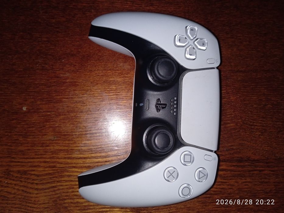 игровая консоль   продам