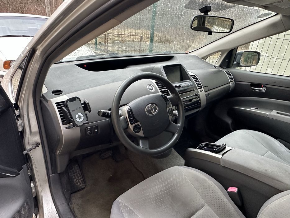 Toyota Prius 2, 1999€, 307.000km