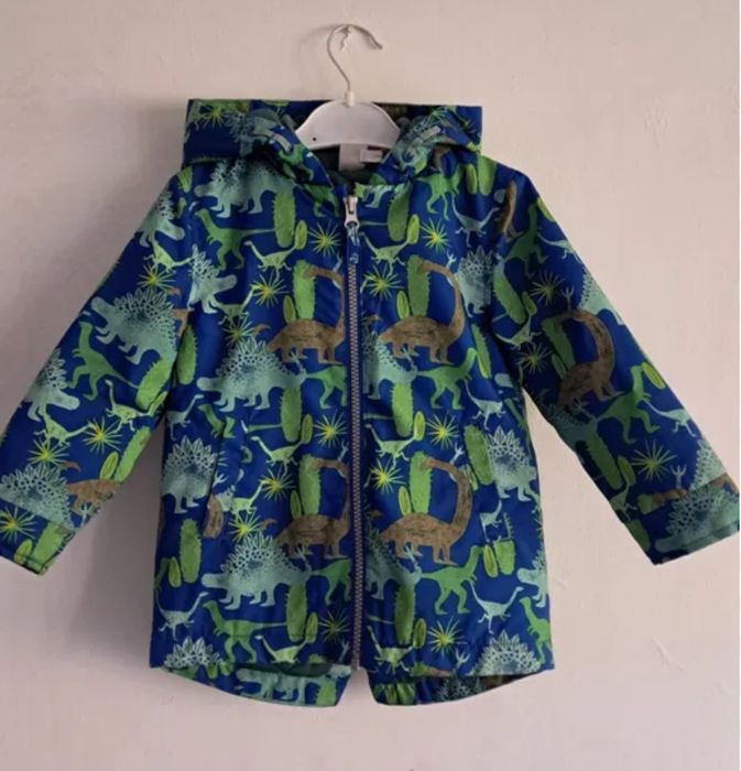 преходно детско яке 3-4г  / 2 бр якета за 8 евро