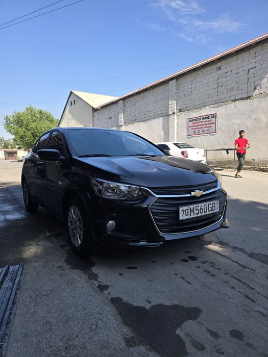 Onix 3-pozisiya sotiladi 25000km yurgan