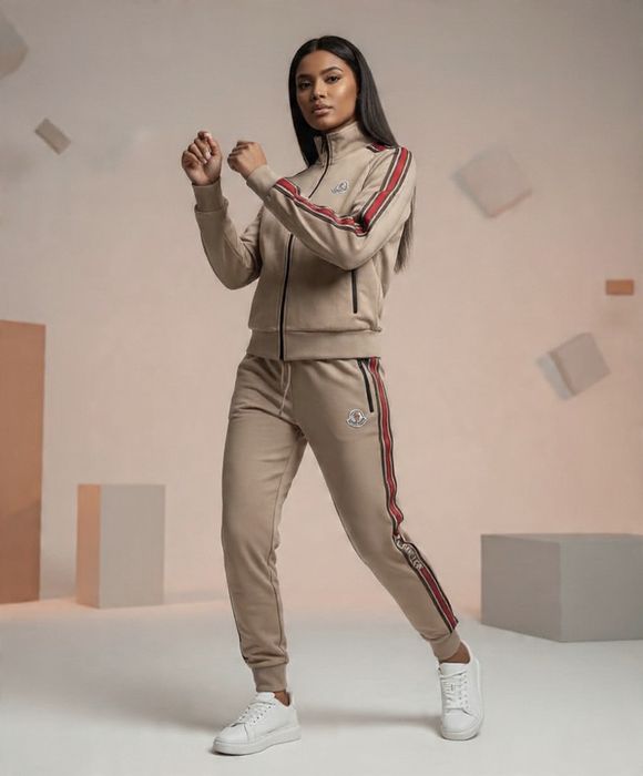 Дамски екип Moncle..