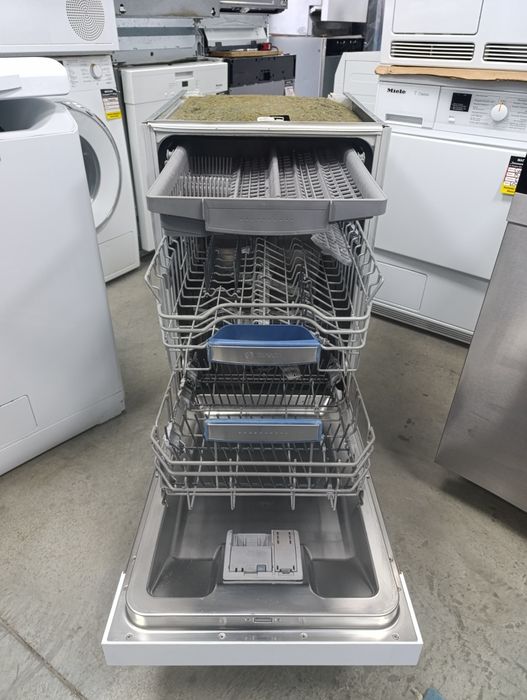 Съдомиялна машина за Вграждане BOSCH