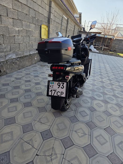 Продам мопед скутер срочно