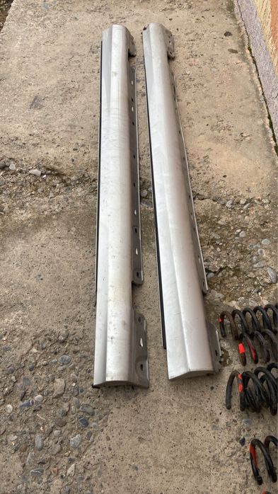 Мерседес 203 порог