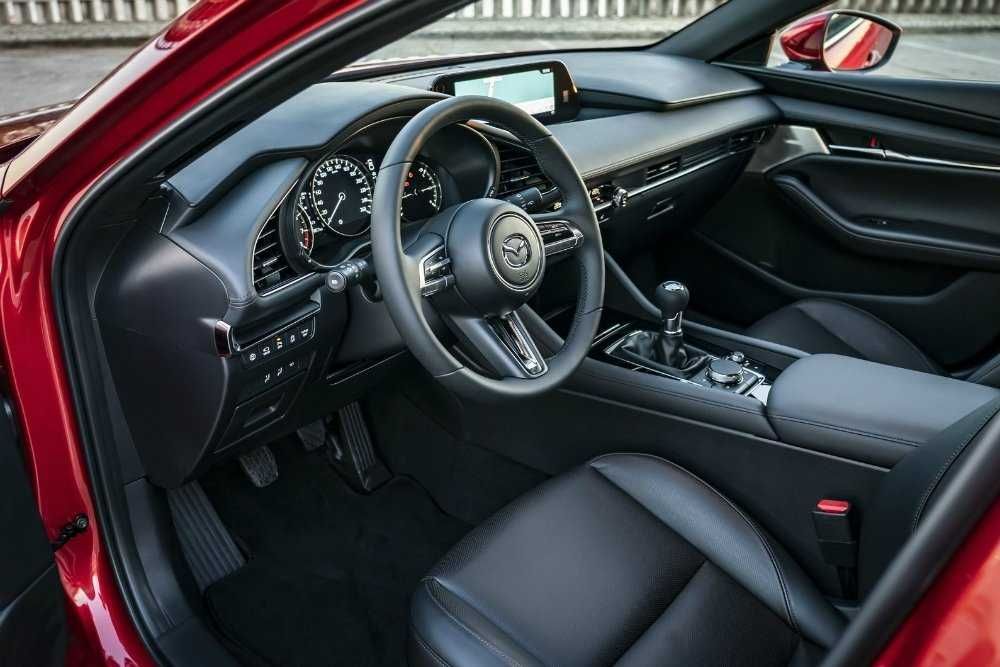 Mazda 3 Naqd va halol nasiya savdo