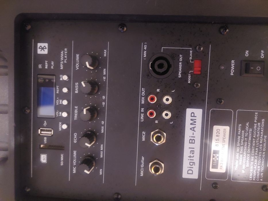 Boxa aktiva de vanzare