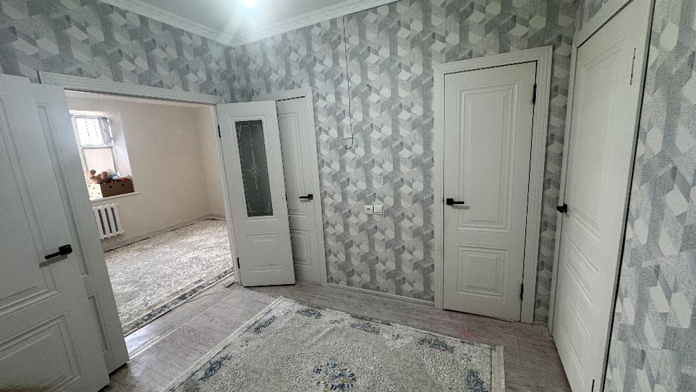 Титов 2 бөлмелі квартира