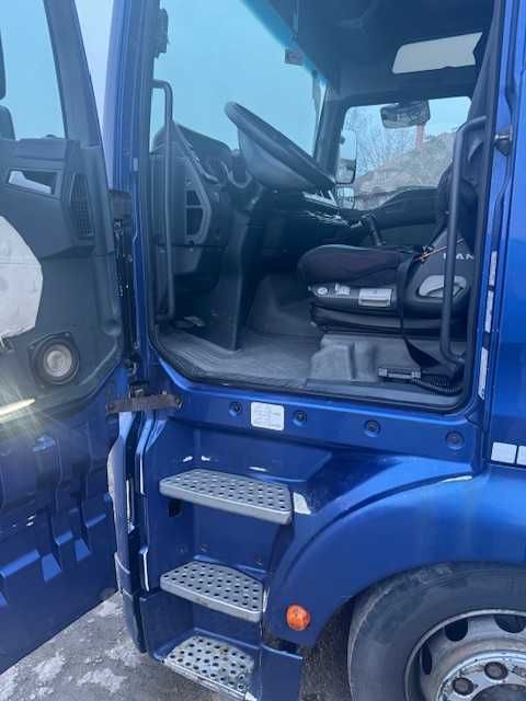 Vand MAN TGA cu diagrama si Volvo FH500-EEV din 2014