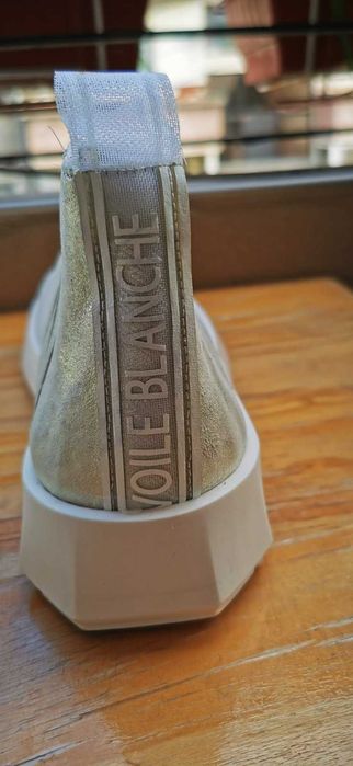 Оригинални маркови дамски маратонки/ сникърси VOILE BLANCHE - 37 номер