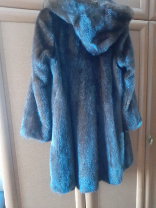 Продам шубу в отличном состоянии