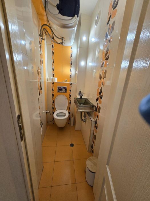 Дава се под наем Тристаен апартамент в Пловдив, Център - 105 кв.м за 613 € - Снимка #9