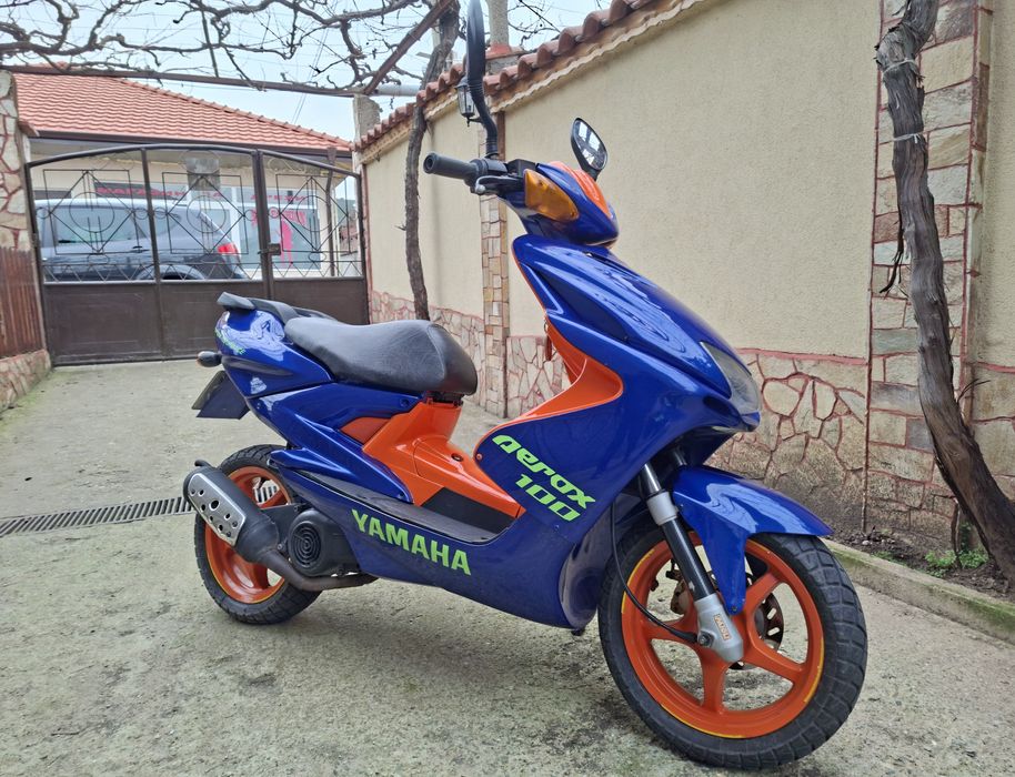 Продавам Yamaha Aerox 100cc