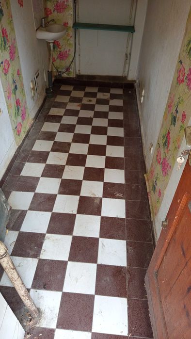 Дава се под наем Склад в Пловдив, Център - 10 кв.м за 51 € - Снимка #1