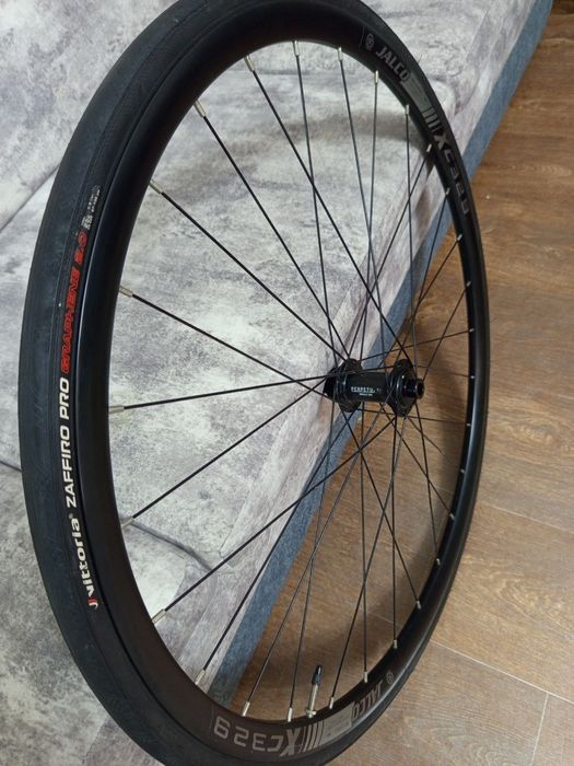 Продаётся колёси ,вилсет...