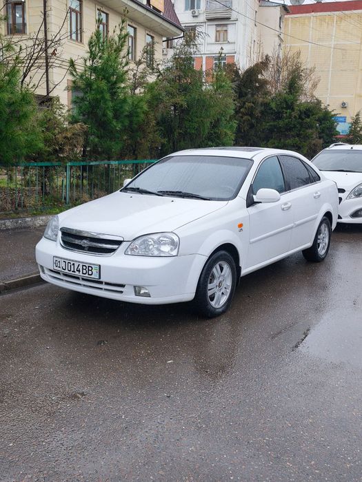 Ласетти 1.6 2013й