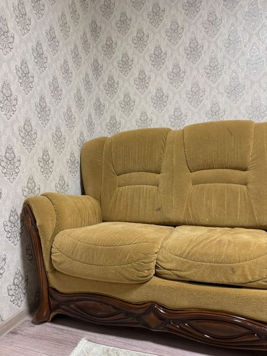 Диван и 2 кресла