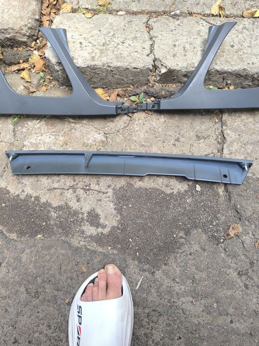 Очки и сабля на Лексус.