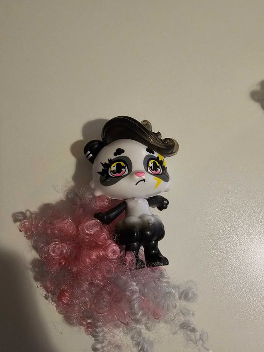 Păpușă LOL Surprise Lonestar + accesorii  + CADOU