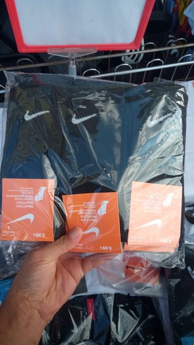 Дълги чорапи на едро