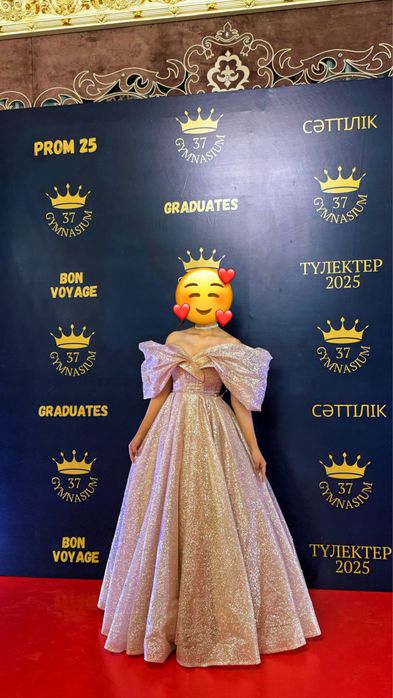 Красивое вечернее платье