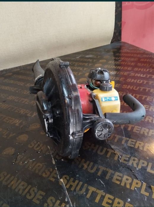 Бензинова духалка щатска мн лека перфектно състояние супер компресия