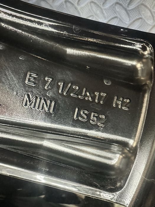 17 цола 5х112 - VW - Golf-Touran-caddy-Jetta-Eos - (Audi-Skoda-Seat)